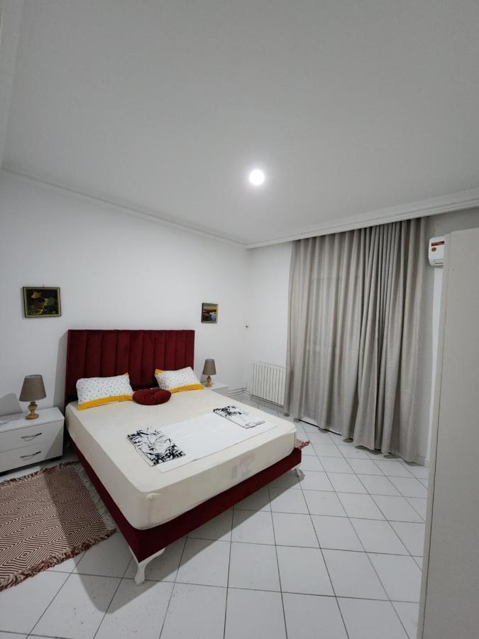 Duplex Bien Equipe Securise Avec Jardin Et Veranda La Marsa Exteriér fotografie
