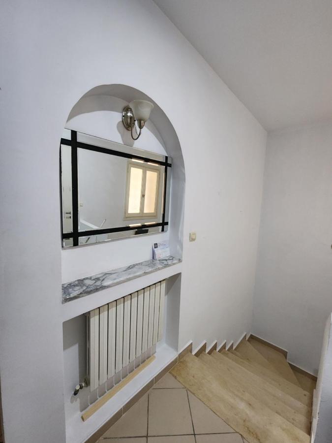 Duplex Bien Equipe Securise Avec Jardin Et Veranda La Marsa Exteriér fotografie